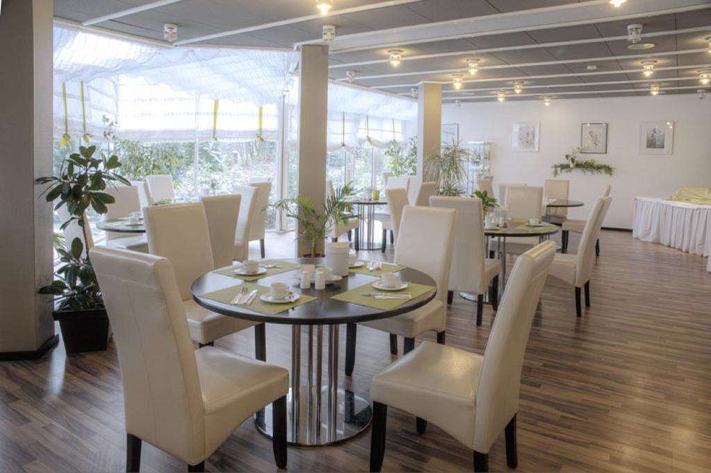 Hotel Kurparkblick Bad Bergzabern Restaurang bild